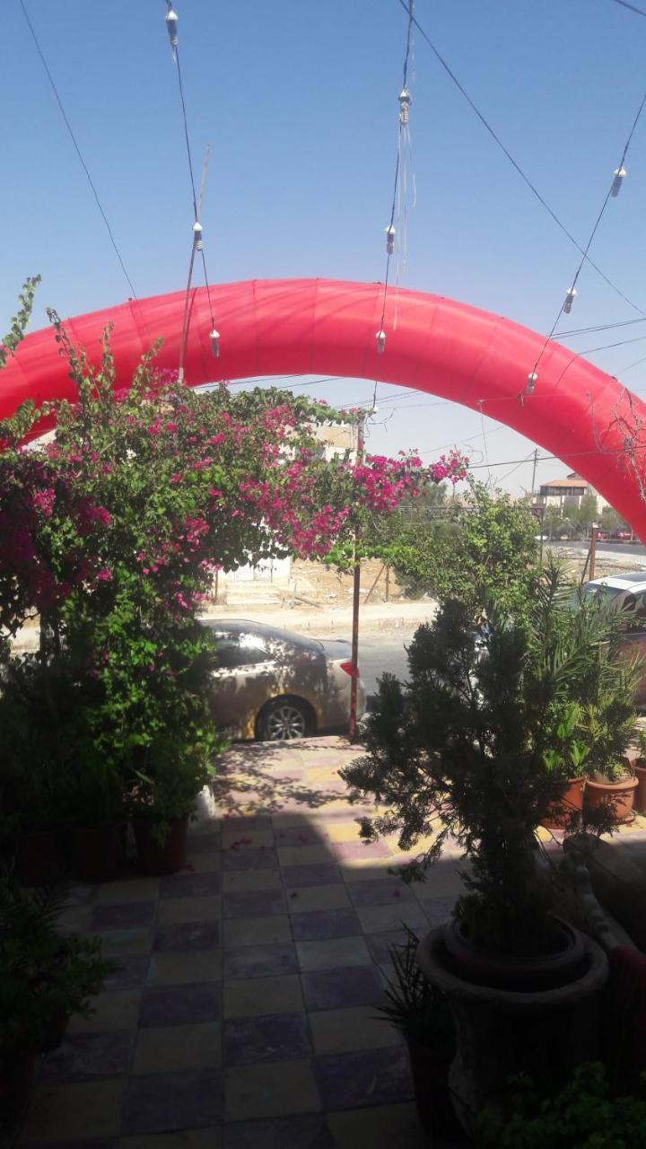 Apartamento Al Seoudi Furnished Units Zarqa Exterior foto